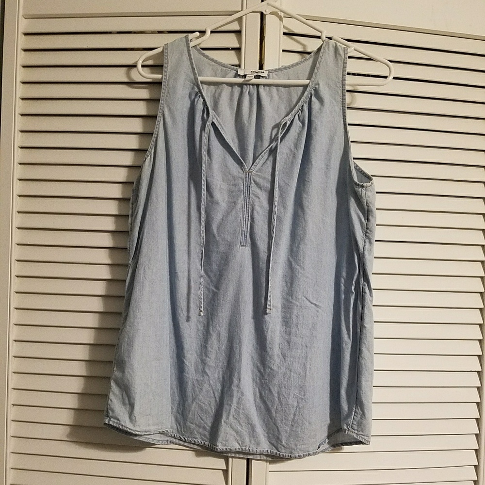 Women's Blouse size Large